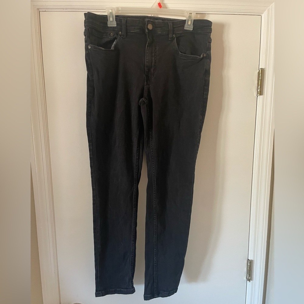 Tahari Black high-waisted straight legged jeans #highwaistedjeans